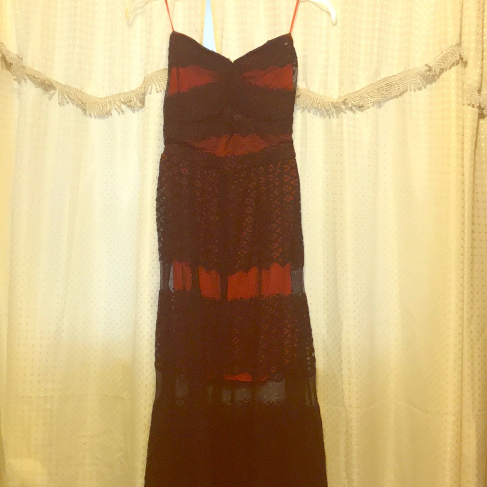 Lace strapless maxi guess dress